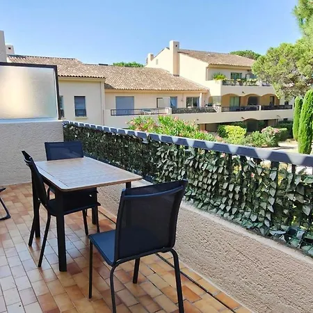 Haven Of Peace With A Lovely Furnished Terrace Apartment Saint-Raphael (Var)